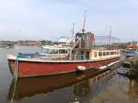 Navio balsa à venda