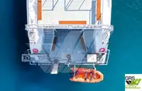 Embarcação a motor à venda